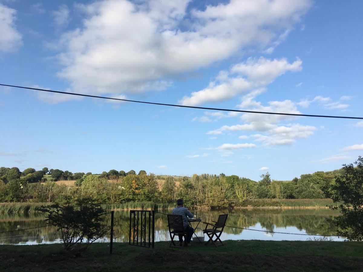 Riverbank House Bed And Breakfast Innishannon Esterno foto